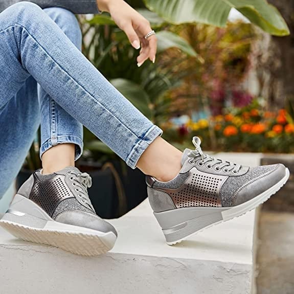 Verhoogde sneaker sleehak plateauzool dames - Esmer