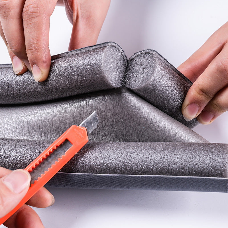 Dubbelzijdige tochtstopper voor onder de deur, schuift mee