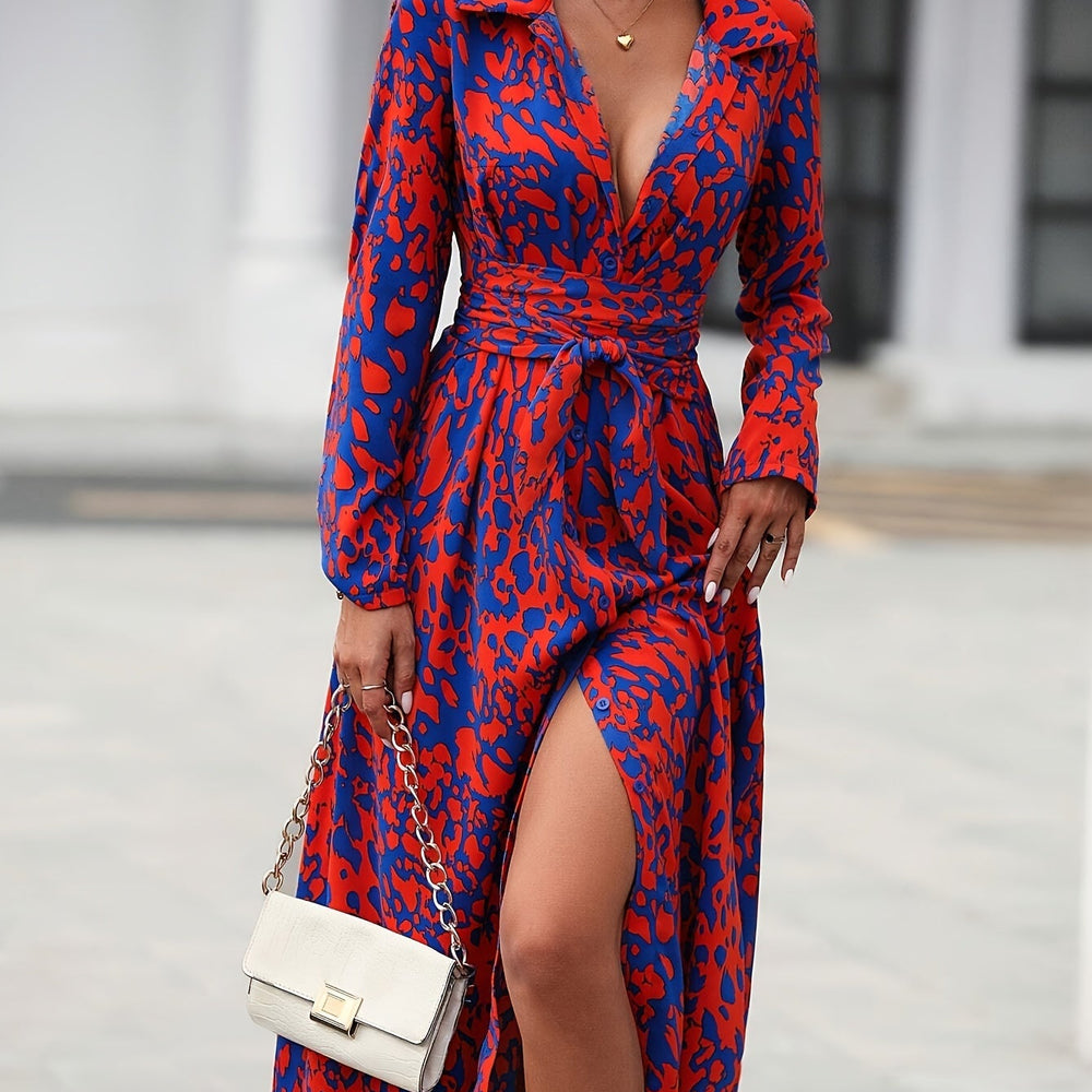 
                  
                    Virella – Elegante Knoopjurk met Lange Mouwen en Allover Print - SkinzLine
                  
                