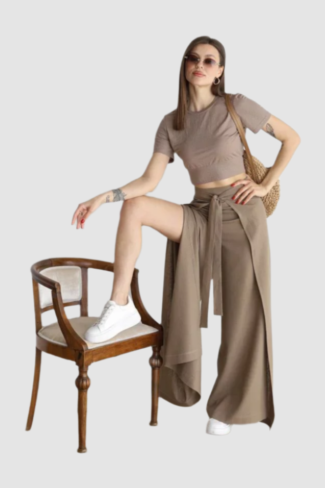 
                  
                    Linovera – Wijde Linnen Broek met Overslag - SkinzLine
                  
                