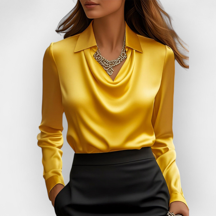 Elegante satijnen blouse met watervalkraag
