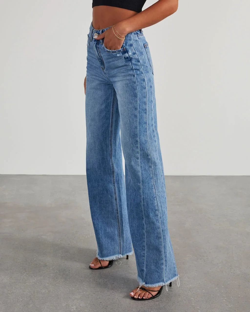 Loose Fit Jeans met Rafelzoom