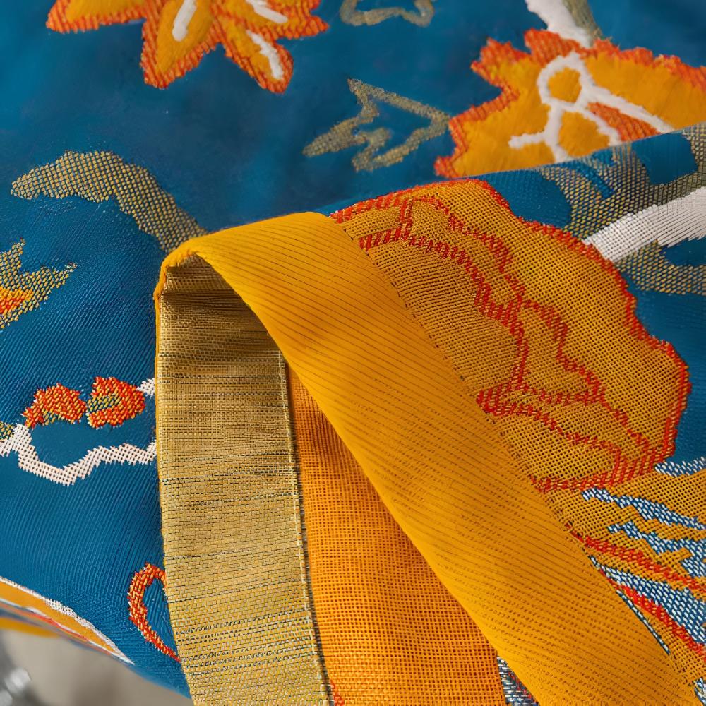 Weelderige bloemenkraanvogelbadhanddoek - elegant comfort met artistieke flair