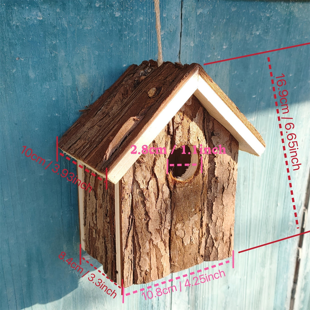 Rustiek Houten Vogelhuisje – Een Gezellig Huis voor de Tuinvogels