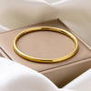 Minimalistische, hoogglanzende ronde armband