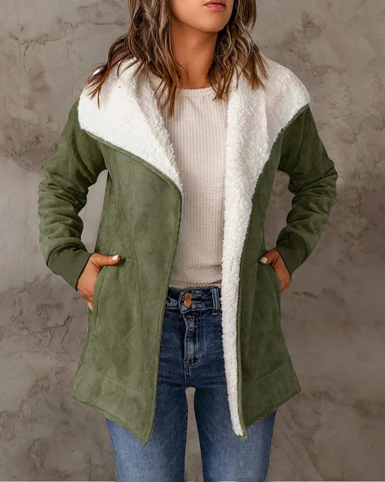 
                  
                    Lena - Dames Fleece Jas met Zakken - SkinzLine
                  
                
