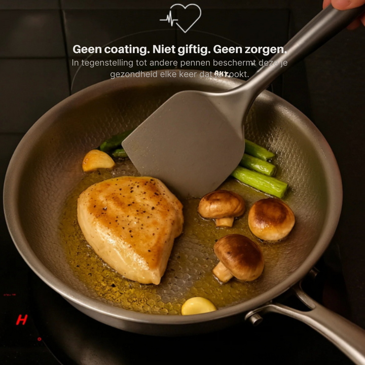 Titanium Pannenset – Pan, Keukengerei & Snijplank | Essentials voor een Duurzame Keuken