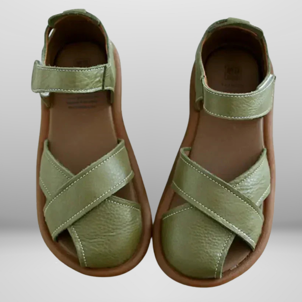 Alvenza – Comfortabele Dichte Sandalen met Kruisdesign