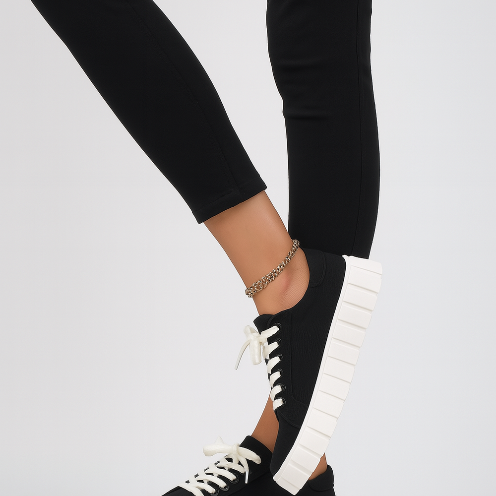 
                  
                    Arvenza – Chunky Veterschoenen met Gevoerde Zool voor Stijlvol Comfort
                  
                