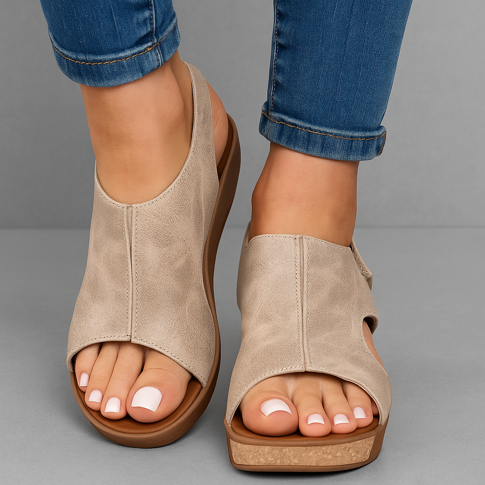 
                  
                    Solavena – Orthopedische Leren Dames Sandalen met Extra Support
                  
                