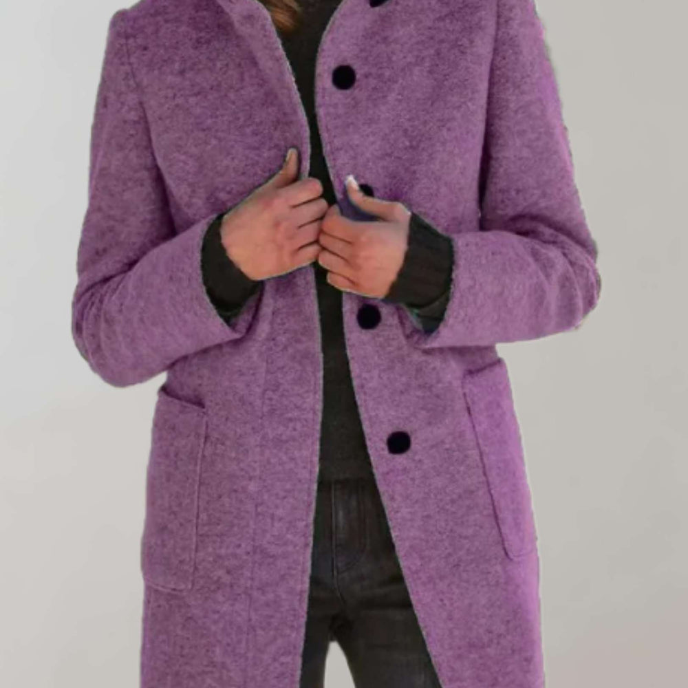 
                  
                    Serena - Halflange Wollen Jas met Hoge Hals voor Elegante Stijl - SkinzLine
                  
                