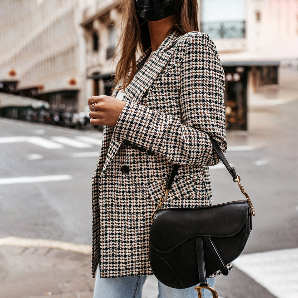 Blazer Dames | Dubbele Knoopsluiting & Getailleerd Silhouet — afbeelding 4