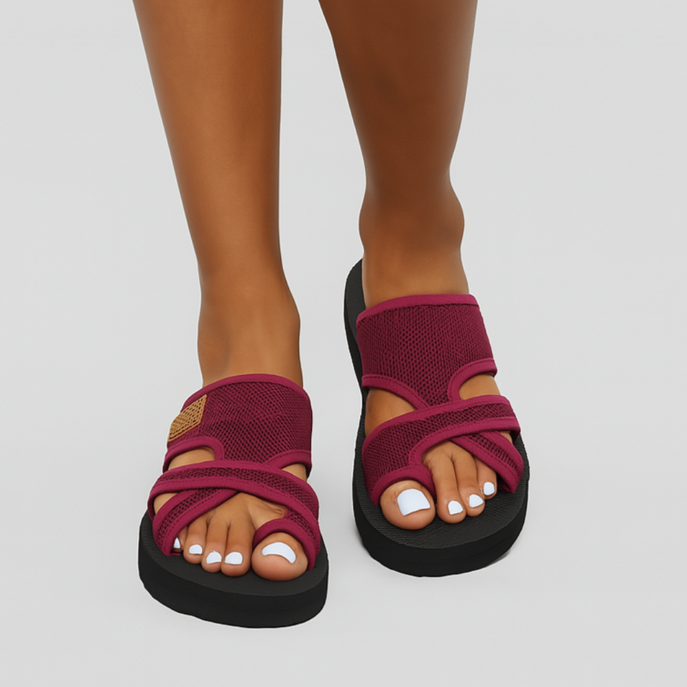 
                  
                    Veloura – Orthopedische Klittenbandsandalen met Ergonomische Ondersteuning en Lichtgewicht Demping
                  
                