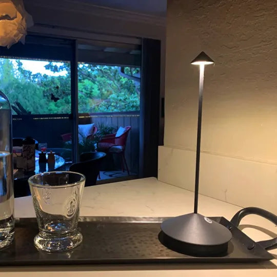 Draadloze LED Tafel lamp - LumeStijl