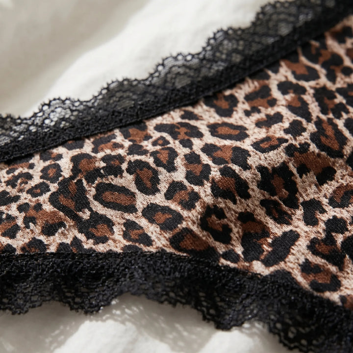 FelurnaLeopard Print Lace-Trim Brief