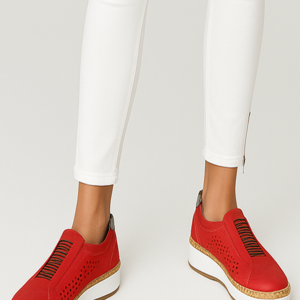 
                  
                    Ferola – Orthopedische Dames Schoenen met Stevige Ondersteuning en Casual Stijl - SkinzLine
                  
                