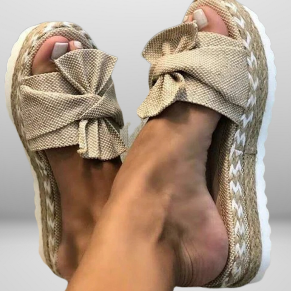 Floravina – Keilsandalen met Strikdetail voor Elegante Zomerse Stijl