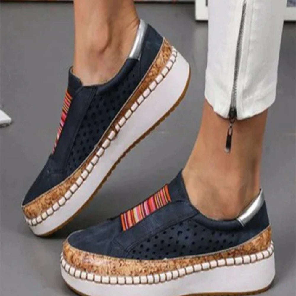 
                  
                    Ferola – Orthopedische Dames Schoenen met Stevige Ondersteuning en Casual Stijl - SkinzLine
                  
                