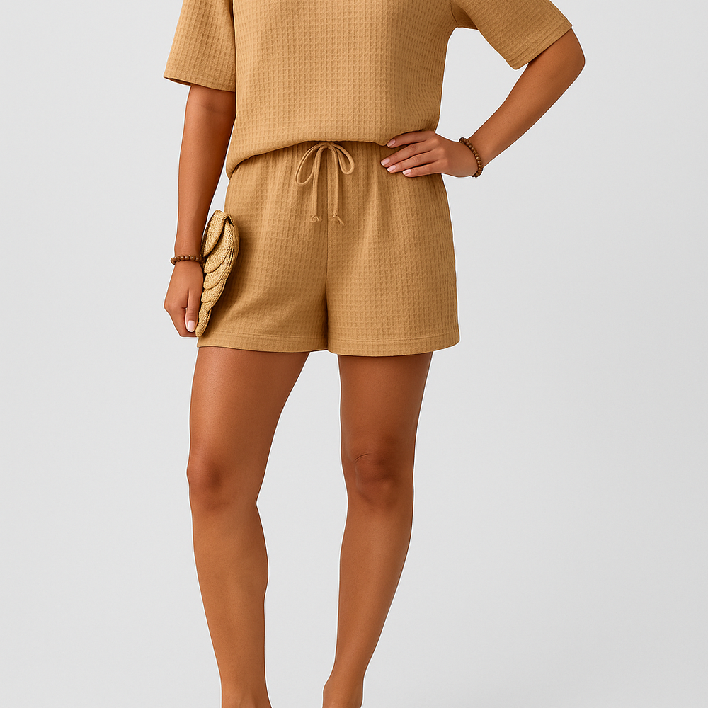 
                  
                    Giada – Luchtig Zomer set met Top en Shorts
                  
                