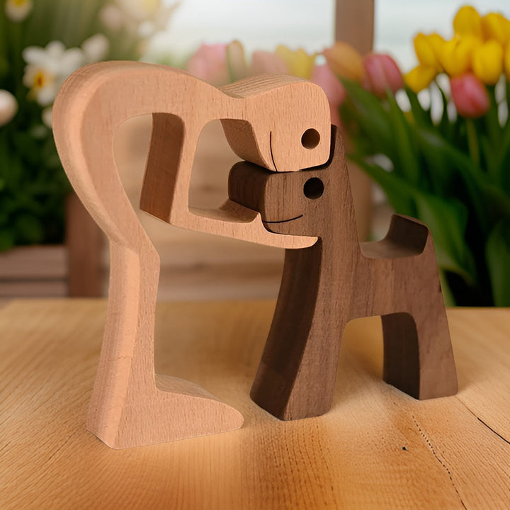 Paws of Love - Hond en Mens Houten Sculptuur Handgemaakt - Symbool van een Eeuwige Band