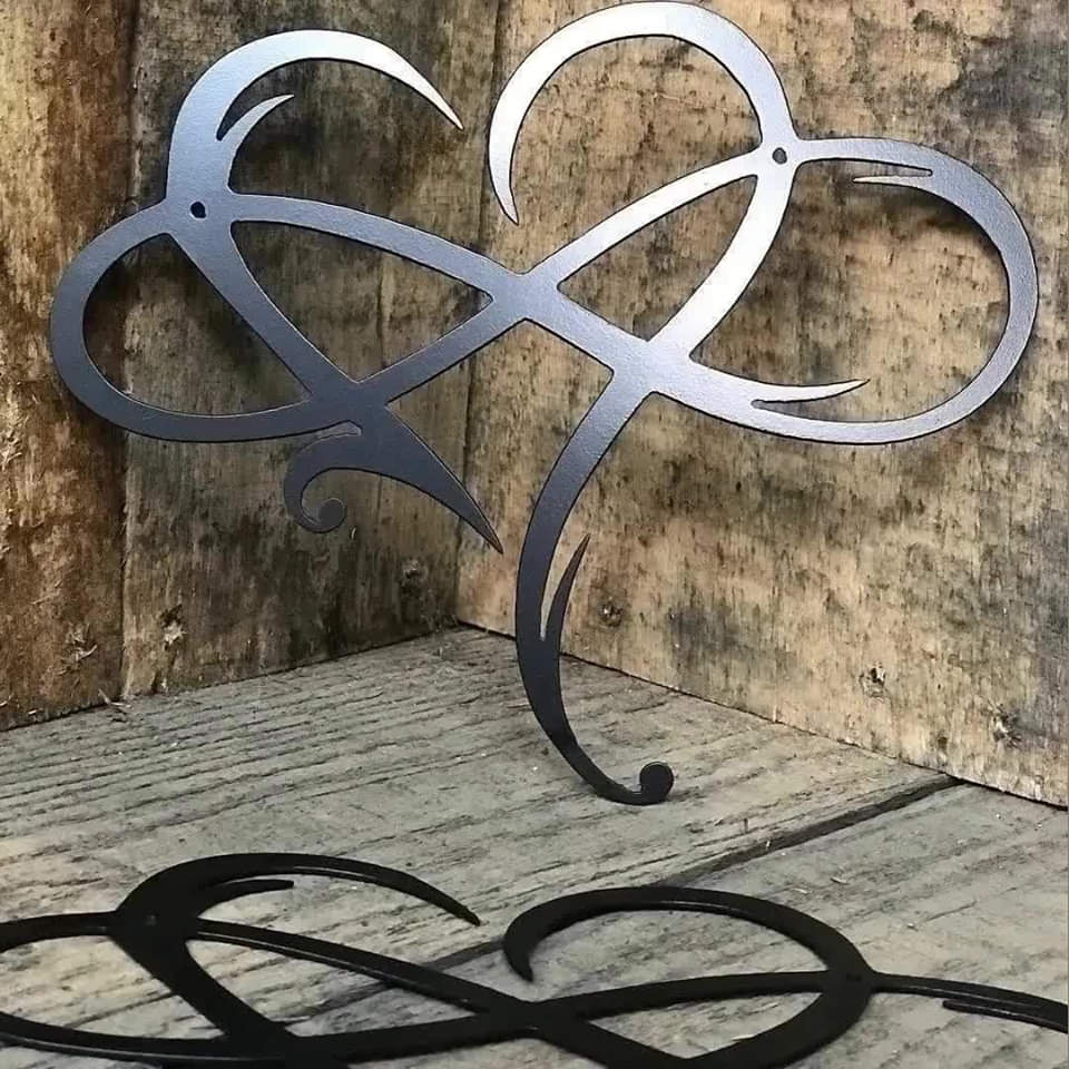 LoveBound - Elegante wanddecoratie in de vorm van een hart en oneindigheidsteken