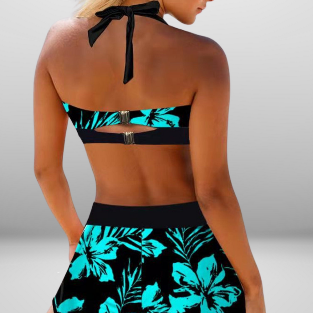 
                  
                    Maravina – Shaping Bikini Set met High-Waist Short en Strikdetail
                  
                