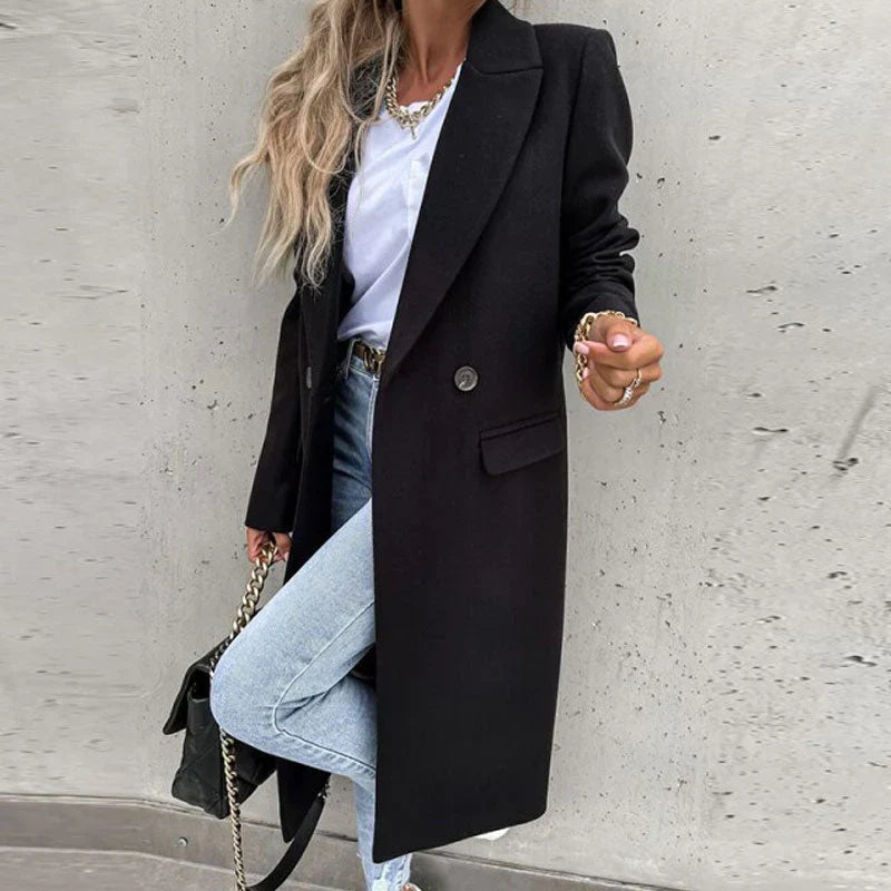
                  
                    Alina - Stijlvolle Lange Jas met Knopen - SkinzLine
                  
                