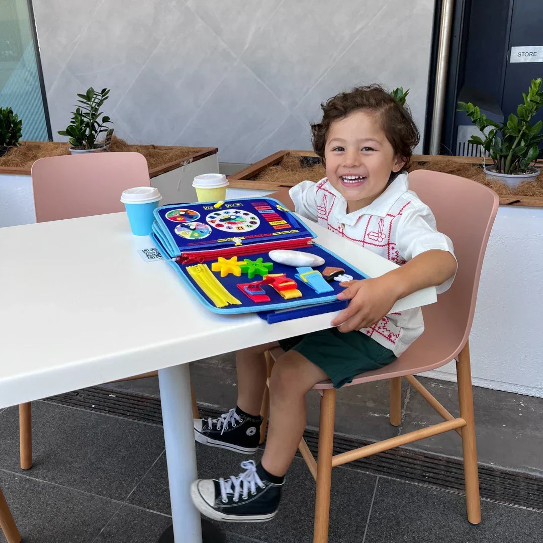 Montessori-leerboek – zelfstandigheid bij kinderen bevorderen