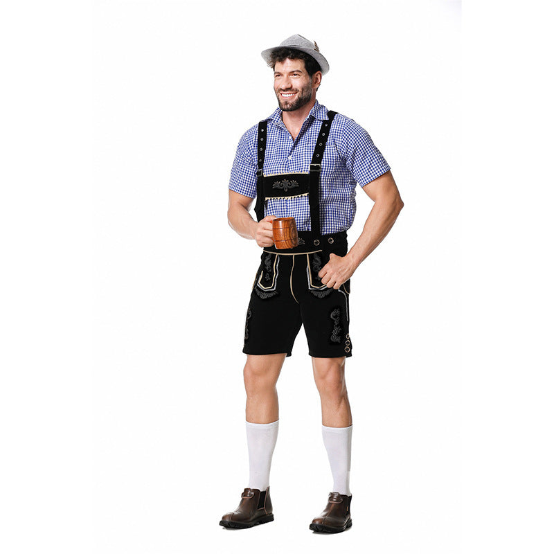 Beiers herenkostuum met lederhose en overhemd