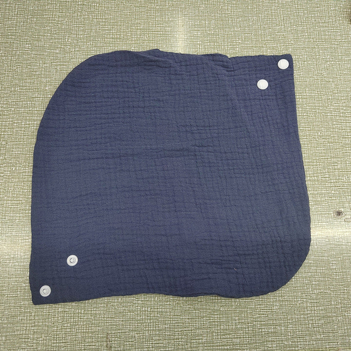 Zachte katoenen nekwarmer met drukknopen voor een goede pasvorm
