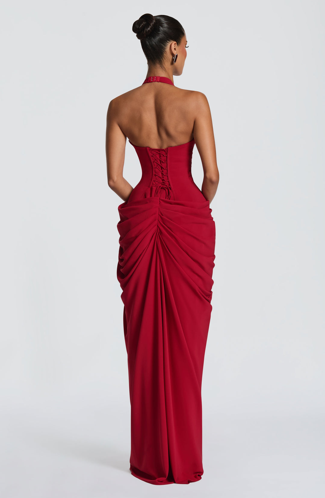 Linde maxi-jurk met halternek, korsetbovenstuk en chiffon rok