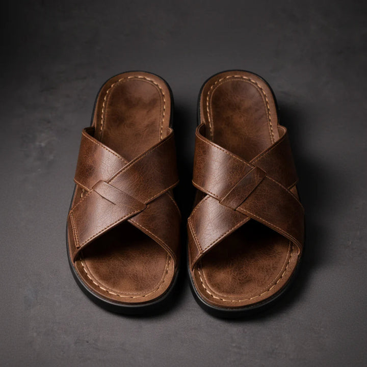 Herensandalen | Gekruiste bandjes & comfortabel instappen