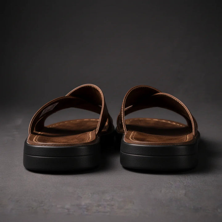 Herensandalen | Gekruiste bandjes & comfortabel instappen