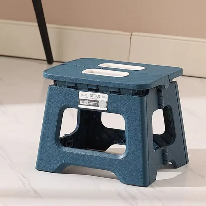 Opvouwbaar Krukje – Licht, Antislip en Veelzijdig voor Gebruik in Keuken en Huis