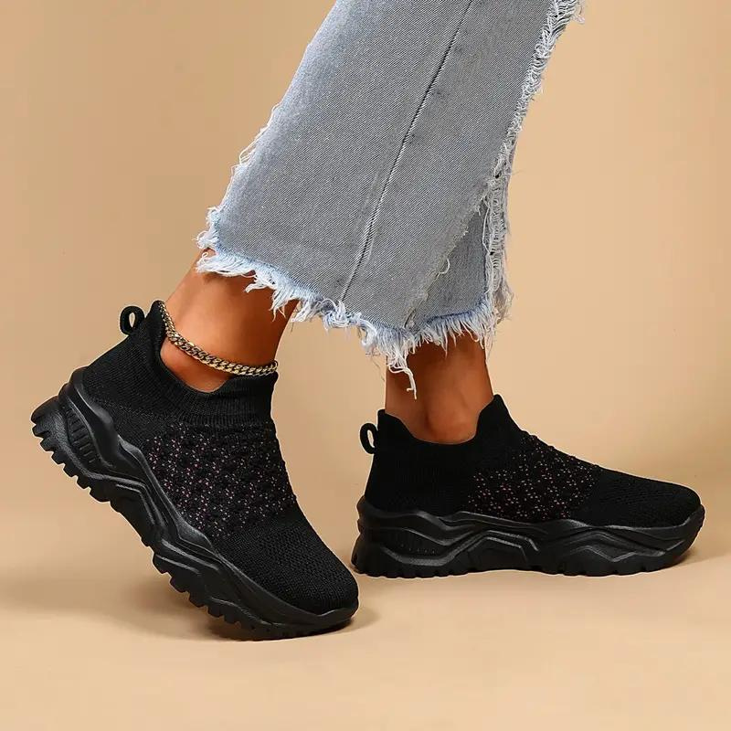 
                  
                    Runvella – Dames Slip-On Sneakers met Ondersteunend Comfort en Veelzijdige Stijl
                  
                