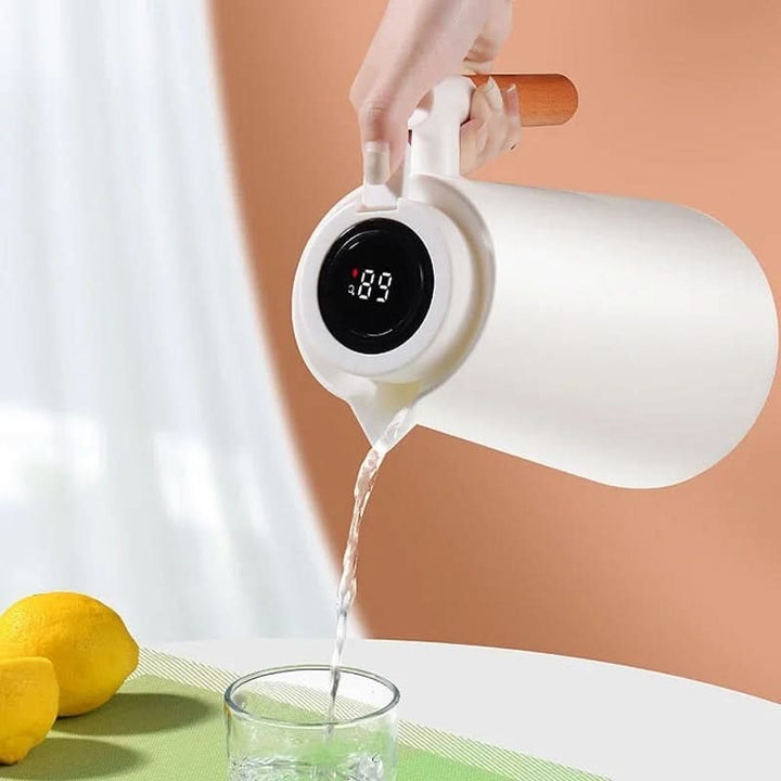 Thermoskan 1 liter met temperatuurdisplay in de dop en lekvrije tuit