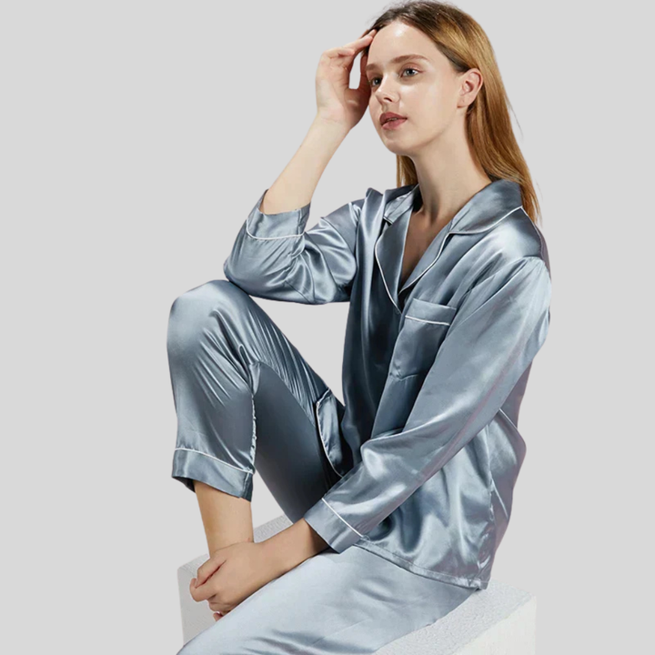 Zijden pyjama's - elegante nachtkleding voor dames