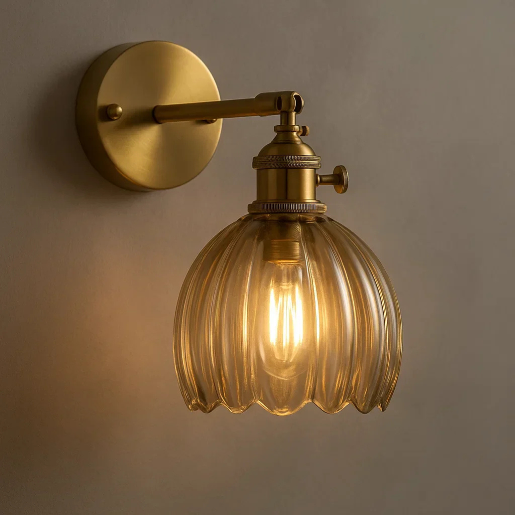 Retro wandlamp – glazen tulpontwerp voor elegante verlichting