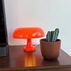 Retro tafellamp met paddenstoelvorm