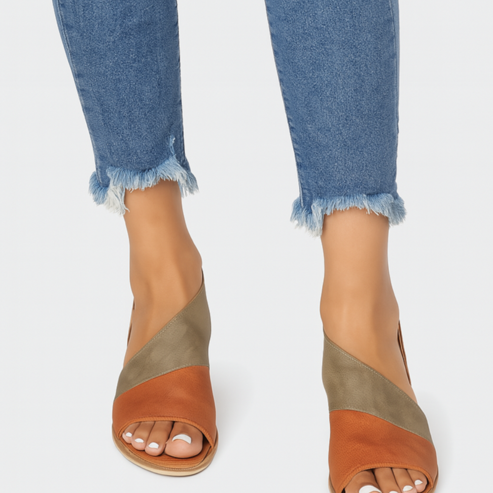 Vintaria – Tweekleurige Open Teen Sandalen met Vintage Elegantie en Lichtgewicht Comfort