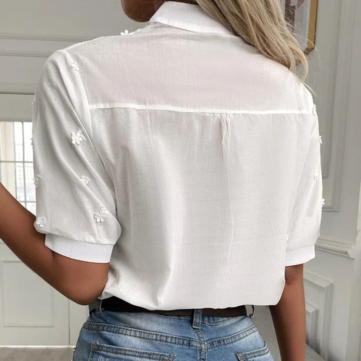 Stijlvolle witte blouse met korte mouwen voor dames