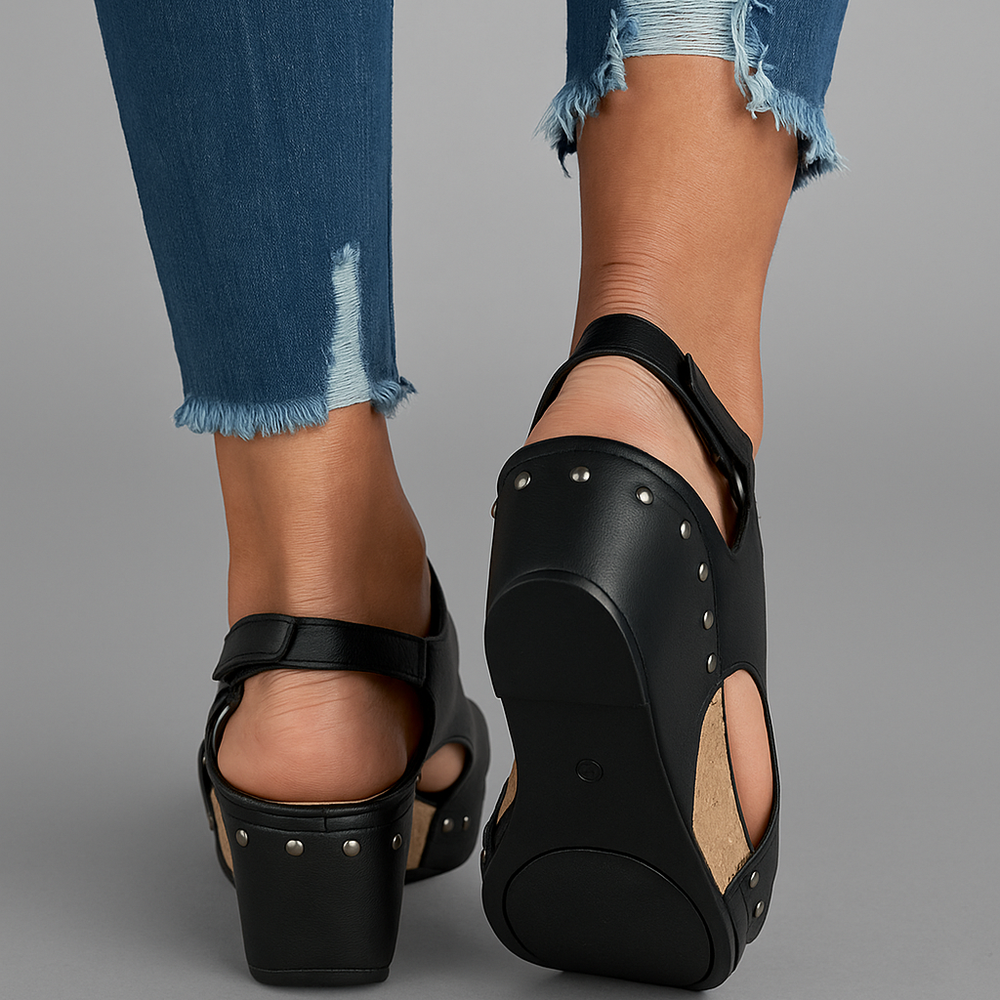 
                  
                    Solavena – Orthopedische Leren Dames Sandalen met Extra Support
                  
                