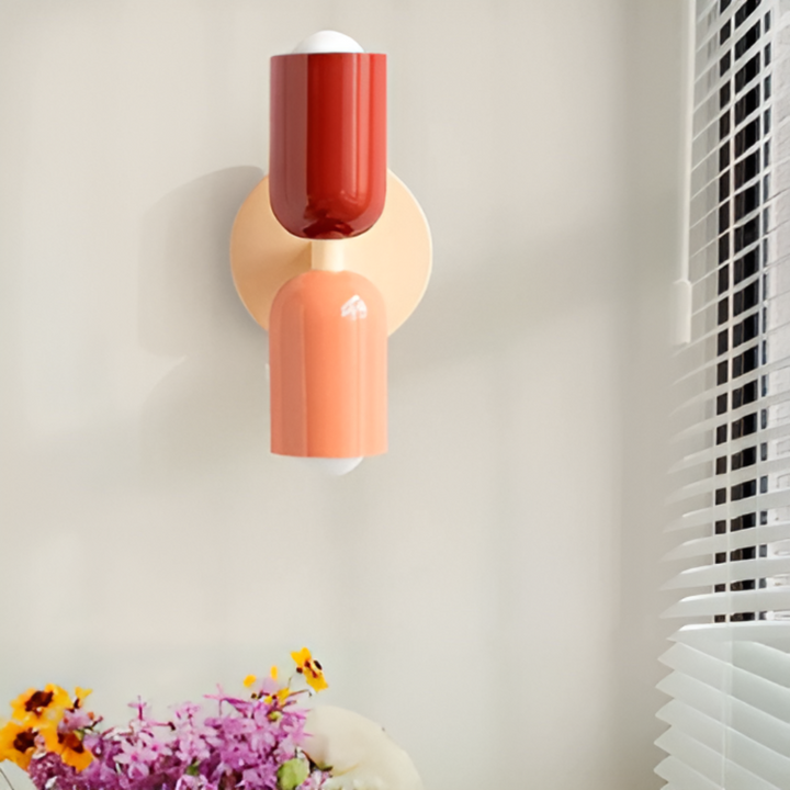 Wandlamp met twee capsulevormige kappen
