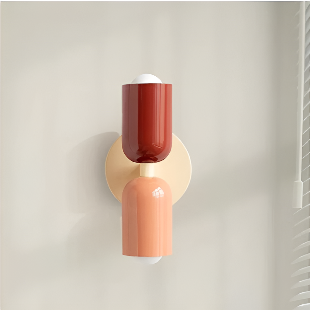 Wandlamp met twee capsulevormige kappen