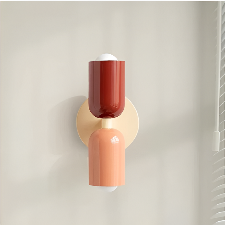 Wandlamp met twee capsulevormige kappen