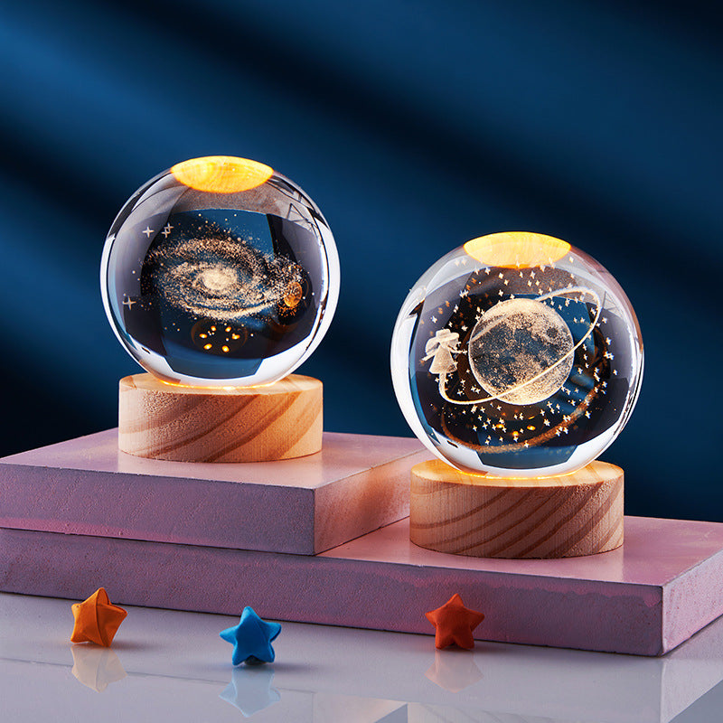 Kristallen bol met 3D-gravure, los of met lichtvoet