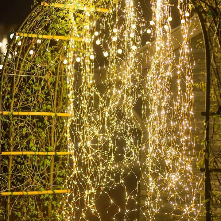 Magische lichtsnoer voor de kerstboom - warme, feestelijke gloed