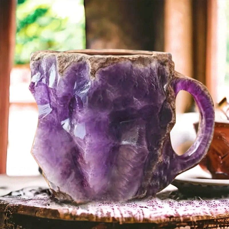 Koffiemok kristalgeode kwarts getextureerd handvat agaatpatroon