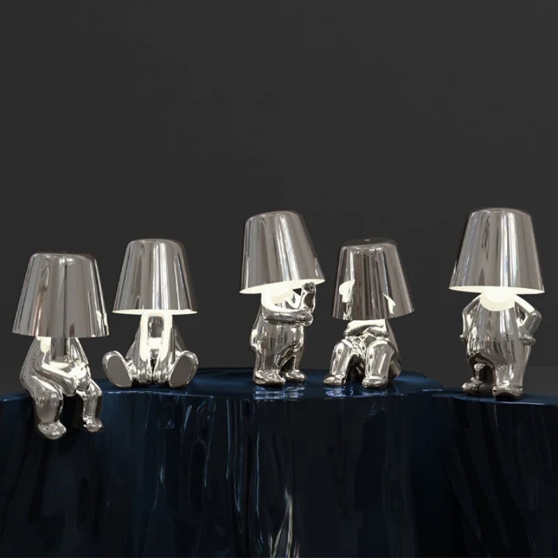 Snoerloze tafellamp, oplaadbaar, LED, USB, metalen figuur in zittende en staande poses, Denker