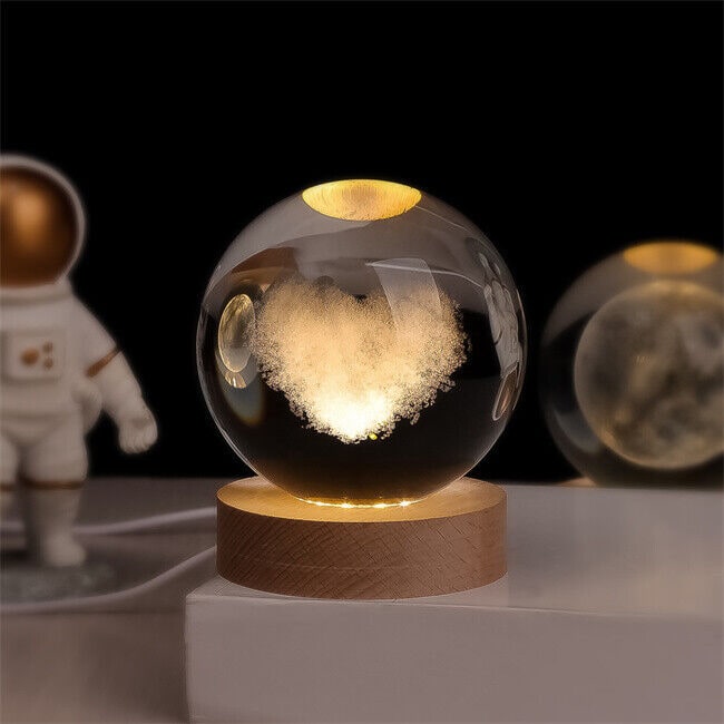 Kristallen bollamp nachtlampje 3D lasergegraveerd glas houten voet USB LED decoratief